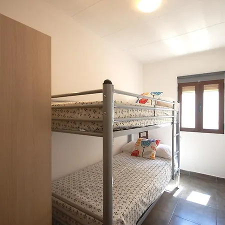 Lets Holidays Cozy 70 M. From The In Tossa טוסה דה מאר